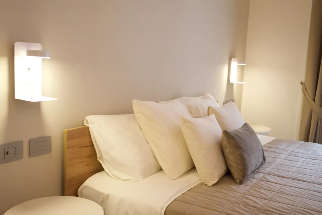 Room 3 – Deluxe with Bathtub