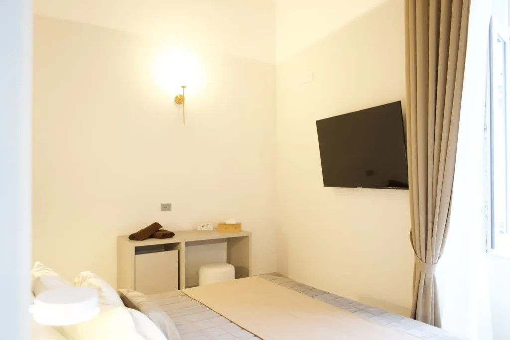 Room 1 – Deluxe